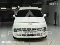 2023 Hyundai Staria