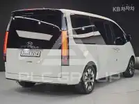 2023 Hyundai Staria