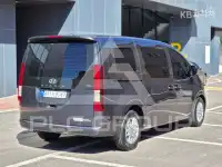 2023 Hyundai Staria