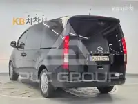 2023 Hyundai Staria