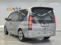 2023 Hyundai Staria