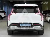 2023 KIA EV