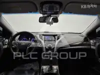 2023 KIA K8