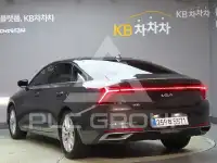 2023 KIA K8