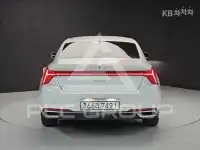 2023 KIA K8