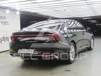 2023 KIA K8