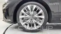 2023 KIA K8