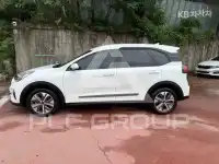 2023 KIA Niro