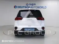 2023 KIA Niro
