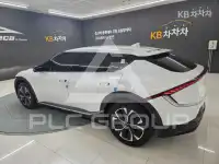 2023 KIA EV