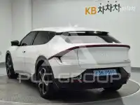 2023 KIA EV