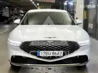 2023 Genesis G90