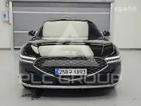 2023 Genesis G90