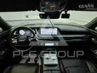 2023 Genesis G90
