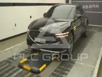2023 Genesis G90