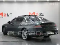 2023 Genesis G90