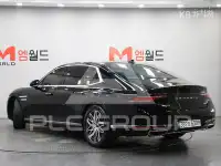2023 Genesis G90