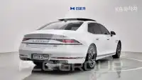 2023 Genesis G90