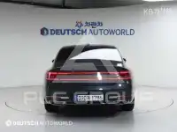 2023 Genesis G90