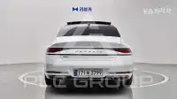 2023 Genesis G90