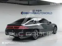 2023 Genesis G90