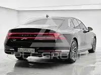 2023 Genesis G90