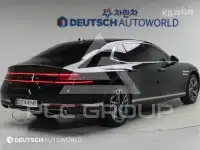 2023 Genesis G90