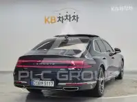 2023 Genesis G90