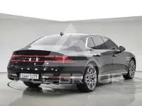 2023 Genesis G90