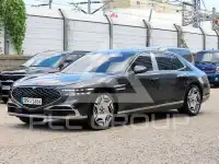 2023 Genesis G90