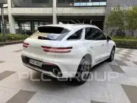 2023 Genesis GV70