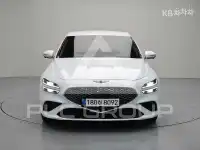 2023 Genesis G70