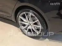 2023 Genesis G70