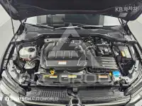 2023 Volkswagen Golf