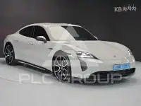 2023 Porsche Taycan