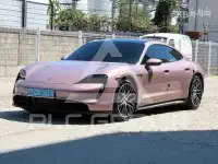 2023 Porsche Taycan
