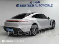 2023 Porsche Taycan