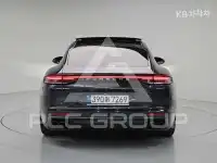 2023 Porsche Panamera