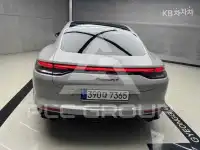2023 Porsche Panamera