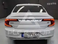 2023 Volvo S90