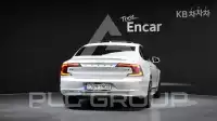 2023 Volvo S90