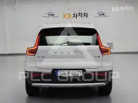 2023 Volvo XC40
