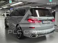 2024 BMW X7