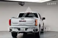 2024 GMC SIERRA
