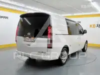 2024 Hyundai Staria
