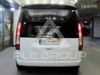 2024 Hyundai Staria