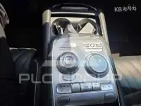 2024 Genesis G90