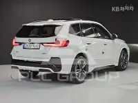 2025 BMW X1