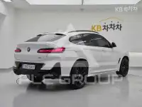 2025 BMW X4