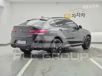 2025 BMW X4